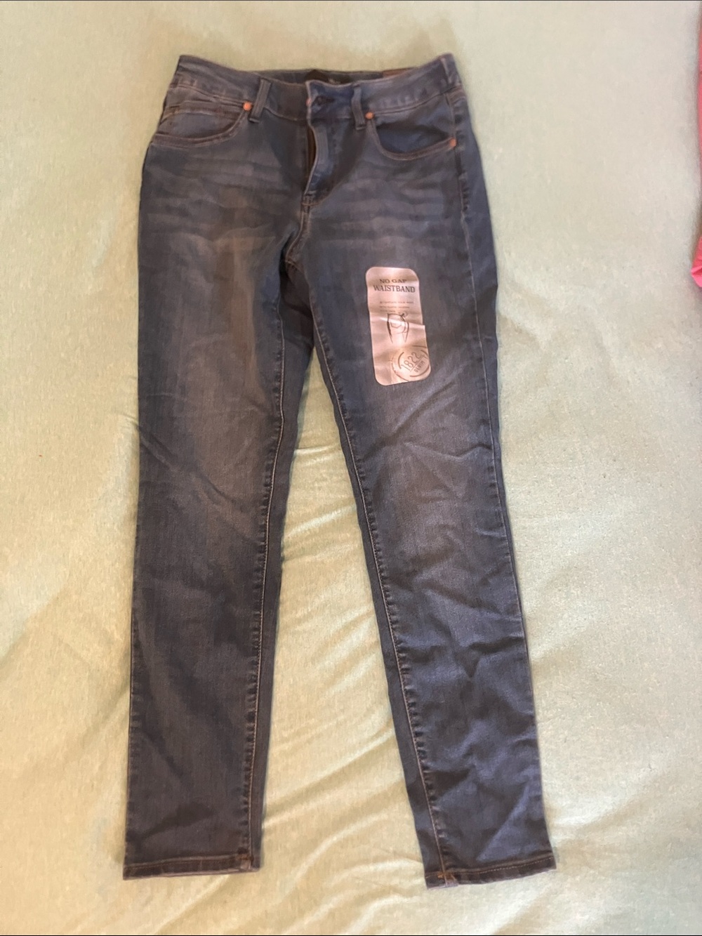 New Women’s Skinny Jeans – Classic Plain Denim, Casual & Easy to Style